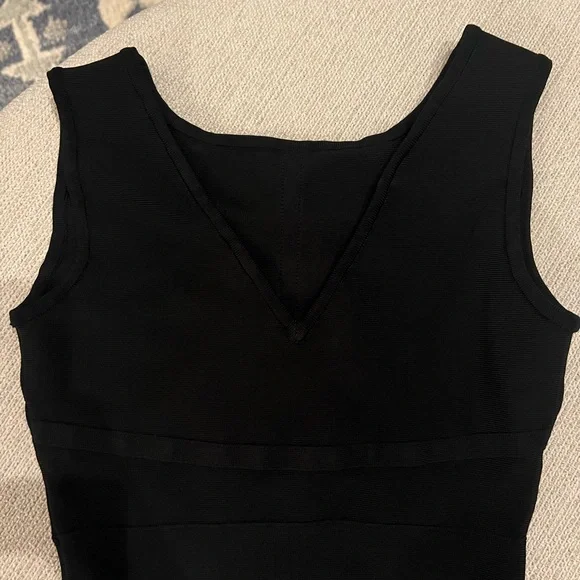 BCBG MAXAZRIA 2 piece black “bandage” esque set - Picture 4 of 4